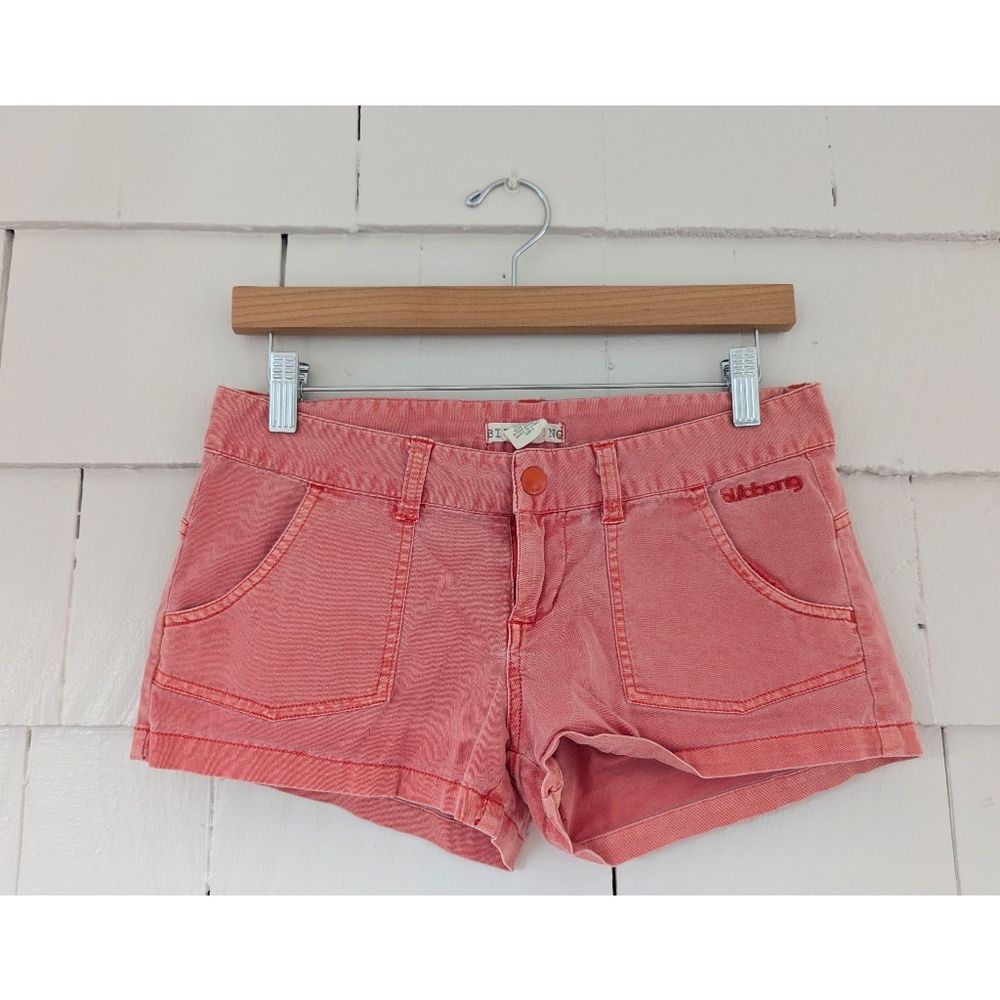 Billabong Salmon Colored Shorts Size 3